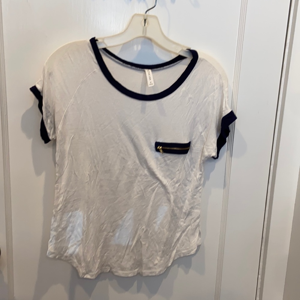 Active USA white and blue T-shirt